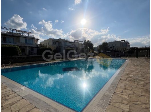 Turtle Bay Village’da (Ortak Havuzlu Site) Zeminkat Bahçeli 2+1 Daire