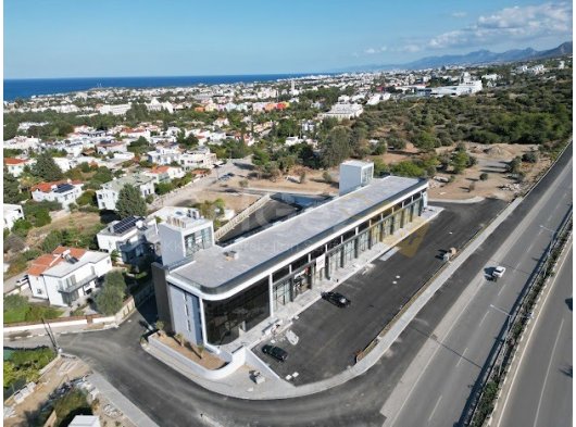 Girne Çevreyolu Üzerinde Satılık Dükkanlar !
