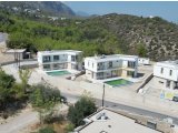 Girne Karmi’de Dağ/Deniz Manzaralı Satılık Villa (Son 2 adet)