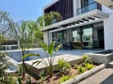 Girne Ozanköy’de Satılık Ultra Lüks 4+1 Villa | Infinity Pool | Deniz Manzaralı