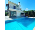 GİRNE ALSANCAKTA DENİZ MANZARALI ÖZEL HAVUZLU 3+1 VİLLA 05428885177