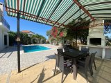 GİRNE ALSANCAKTA DENİZ MANZARALI ÖZEL HAVUZLU 3+1 VİLLA 05428885177