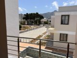 GİRNE KARAOĞLANOĞLU DENİZ KENARI HAVUZLU SİTEDE FULL EŞYALI AYLIK ÖDEMELİ FIRSAT FİYATA KİRALIK 1+1 DAİRE