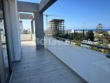 Girne Merkez'de Göz Alıcı 3+1 Penthouse - Şehir ve Doğa Manzaralı