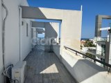 Girne Merkez'de Göz Alıcı 3+1 Penthouse - Şehir ve Doğa Manzaralı