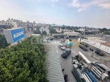 Ana cadde üzerinde satılık kompleks