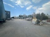 Ana cadde üzerinde satılık kompleks