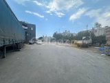 Ana cadde üzerinde satılık kompleks