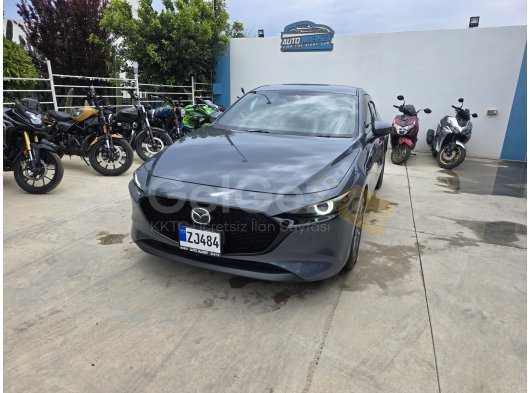 MAZDA3 2021 MODEL