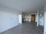 Girne Alsancak'ta Eşsiz 2+1 Daire - Şehir ve Dağ Manzarası ile Satılık!