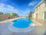 ÇATALKÖY DE ÖZEL TASIRIM SATILIK VİLLA +905428885177