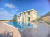 ÇATALKÖY DE ÖZEL TASIRIM SATILIK VİLLA +905428885177