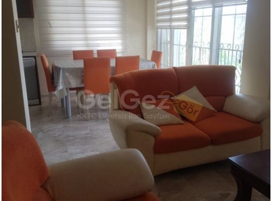 GİRNE MERKEZ PASHA OTEL BÖLGESİ FIRSAT FİYATA GENİŞ KULLANIM ALANINA SAHİP SATILIK 3+1 DAİRE