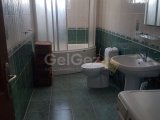 GİRNE MERKEZ PASHA OTEL BÖLGESİ FIRSAT FİYATA GENİŞ KULLANIM ALANINA SAHİP SATILIK 3+1 DAİRE