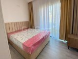 FIRSAT FİYATA GİRNE MERKEZ ULTRA LUX KOMPLEX HAVUZLU SİTE İÇERİSİNDE SATILIK FULL EŞYALI 1+1 DAİRE