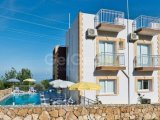 FIRSATT✨ GİRNE CATALKOY BOLGESİ FULL ESYALİ HARİKA MANZARALİ OZEL HAVUZ GENİS BAHCELİ 4+1 TRİPLEX VİLLA