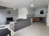 FIRSATT✨ GİRNE MERKEZ KASGAR BOLGESİ DENİZE SİFİR KONUMDA HAVUZLU SİTEDE KİRALİK 3+1 FULL YENİ ESYALİ BAKİMLİ DAİRE