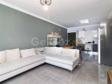 Girne merkez nusmar market bölgesi fırsat fiyata satılık 2+1 full eşyalı residence daire