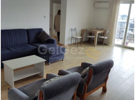 FIRSATT✨ GİRNE MERKEZ BELEDİYE ARKASİ ESDEGER KOCAN KREDİYE UYGUN ASANSORLU BİNADA 100M2 KAPALİ ALANA SAHİP ESYALİ 2+1 BAKİMLİ DAİRE