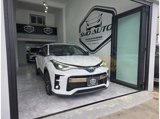 TOYOTA CHR GR OTOMATIK 2022 MODEL