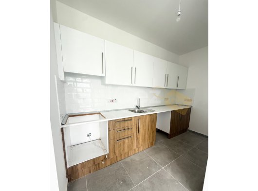 Küçük Kaymaklı Bölgesinde 2+1 85m² Satılık Daireler