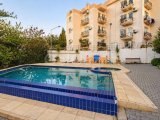Girne LAPTA DA 2 YATAK EŞYALI DAİRE SATILIKTIR