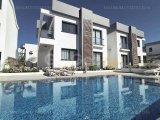 Lansman Fiyatı! 18 Ay Faızsız Ödeme! Alsancak’ta Ortak Havuzlu & Özel Çatı Teraslı Modern 2+1 Daire – 5★ Oteller ve Mare Monte & Camelot Plajlarına Yürüme Mesaf