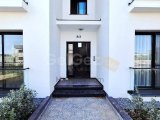 Lansman Fiyatı! 18 Ay Faızsız Ödeme! Alsancak’ta Ortak Havuzlu & Özel Çatı Teraslı Modern 2+1 Daire – 5★ Oteller ve Mare Monte & Camelot Plajlarına Yürüme Mesaf