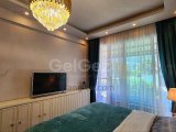 Özel Havuzlu 4+1 Müstakil Villa — Üst Düzey Kalite, Mahremiyet ve Stratejik Konum 2022 Yılında İnşa Edilen Bu Modern Müstakil Villa, Yalnızca 7 Bağımsız Villada