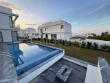 Çatalköy’de Kapanmaz Deniz Manzaralı Ultra Lüks Villa