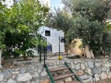 Özel Havuzlu 3 Yatak Odalı Aile Villası | Edremit, Girne Tapu Devri - İpotek Uygunluğu Edremit'in En Yerleşik, Düşük Yoğunluklu Yerleşim Bölgelerinden Birin