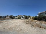 Karaoğlanoğlu Denize Yürüme Mesafesinde 520 m² Villa Yapımına uygun Köşe Arsa