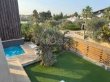 ???? Prestijli Konumda Eşyalı Villa – Deniz Suyu Havuzlu – Yatırıma Uygun