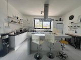 3+1 Villa Özel Havuzlu ve Bahçe Denize Sıfır