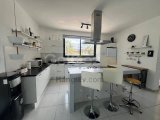 3+1 Villa Özel Havuzlu ve Bahçe Denize Sıfır