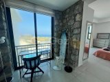 3+1 Villa Özel Havuzlu ve Bahçe Denize Sıfır