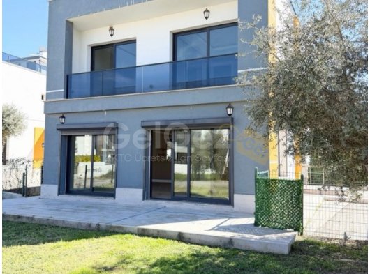 Girne Çatalköyde Fırsat 3+1 Satılık Villa