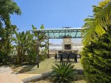 GIRNE ALSANCAKTA GUNLUK KIRALIK 3+1 HAVUZLU VILLA!