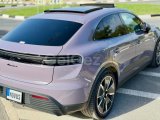 2025 Model Porsche Macan 4 Electric