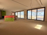Girne Çatalköy'de Denize Sıfır Ultra Lüks 6+1 Havuzlu Villa