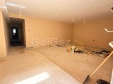 Girne Çatalköy'de Denize Sıfır Ultra Lüks 6+1 Havuzlu Villa