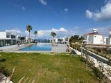 Girne Karşıyaka’da Satılık 2+1 Özel Bahçeli Daire | Site İçinde Restoran, Açık & Kapalı Havuz ve GYM