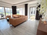 Girne Ozanköy'de 1 Dönüm Arsa Alanına Sahip Satılık 4+1 Villa