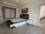 Girne Ozanköy'de 1 Dönüm Arsa Alanına Sahip Satılık 4+1 Villa