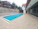Girne Edremit'te Satılık 4+2 Villa - Özel Havuz, Bahçe ve Deniz Manzarası