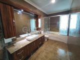 Girne Edremit'te Satılık 4+2 Villa - Özel Havuz, Bahçe ve Deniz Manzarası