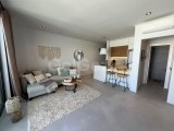 Özel havuzlu ve deniz manzaralı şık satilik Loft 1+1 daire