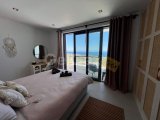 Özel havuzlu ve deniz manzaralı şık satilik Loft 1+1 daire
