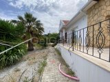 Lapta’da Satılık Şık Tek Katlı 3+1 Villa