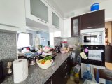 Güzelyurt Merkez'de, Premium Ful Esyalı, Muhteşem Lokasyonda, Cadde Üstü Satılık 3+1 Daire